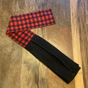 Wearable kitchen towel